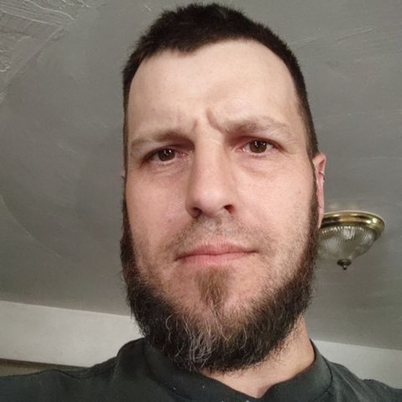 Meet your Posher, Chris a - Picture 1 of 1